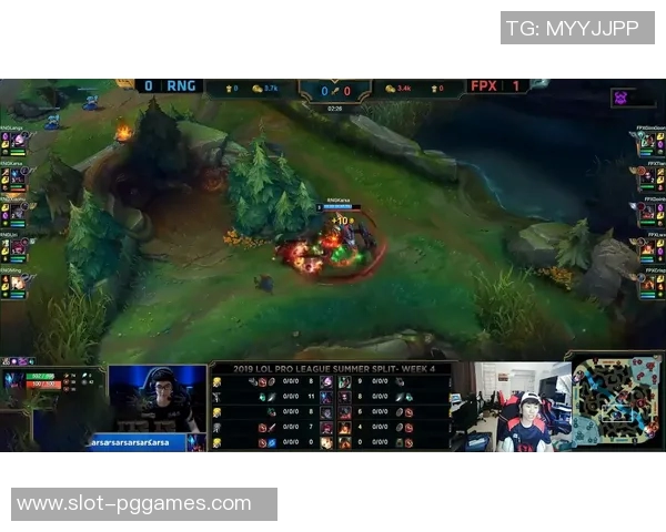 赛后复盘FPX与RNG对决中的战术分析与技术细节探讨